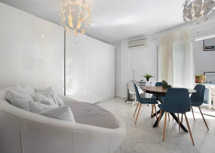 Plata Plaza * 토레몰리노스