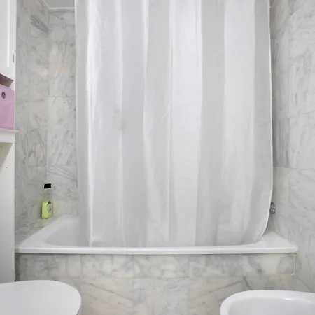 Plata Plaza * Τορρεμολίνος