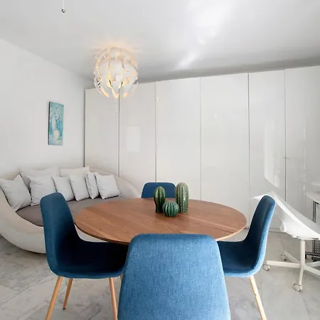 Plata Plaza Apartman *